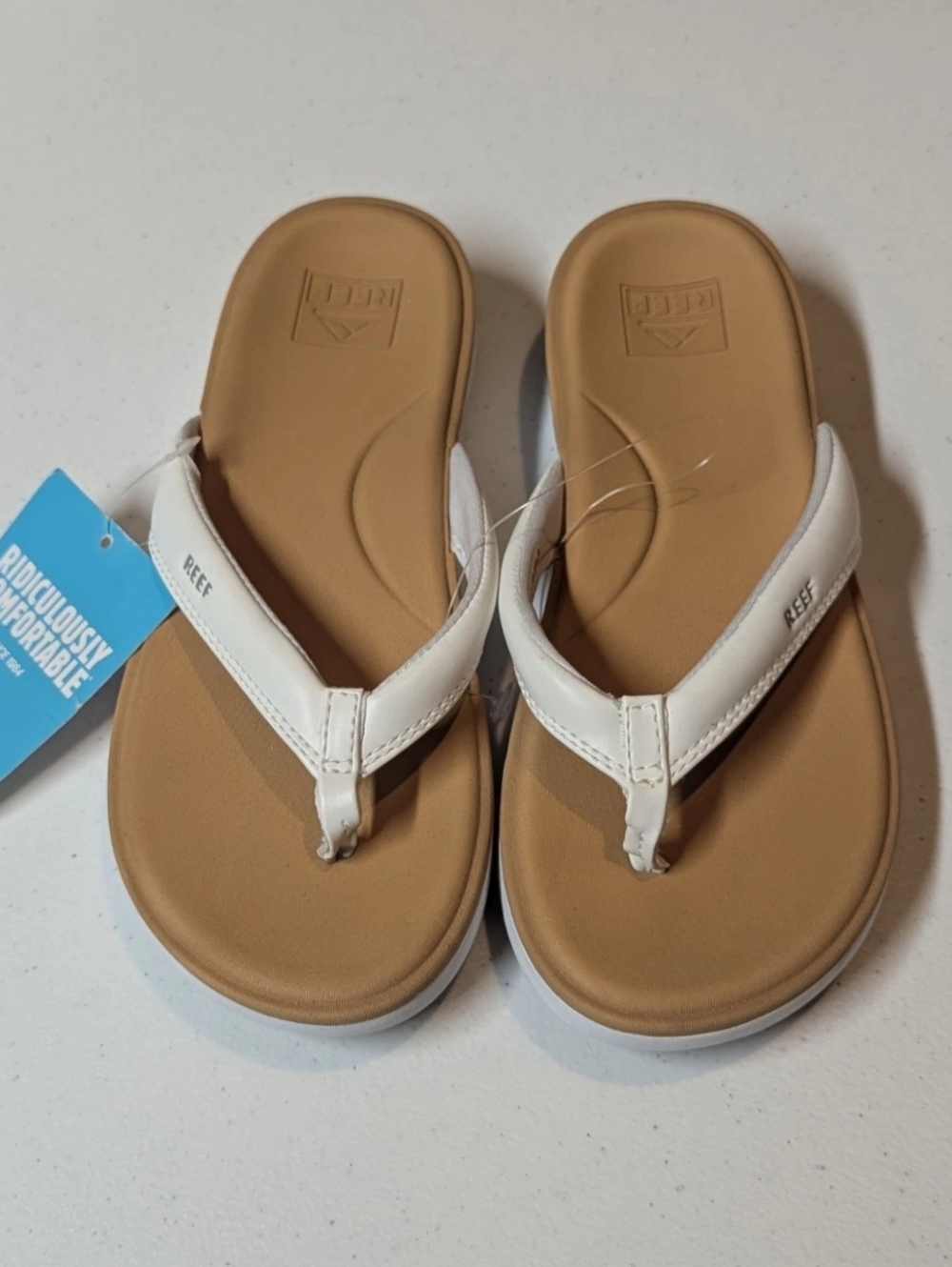 Womens Reef Flip Flops. Size 9